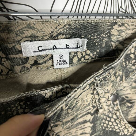 CAbi Diamondback Snakeskin Print Super Skinny Jeans Women's Size 2 - Picture 4 of 10